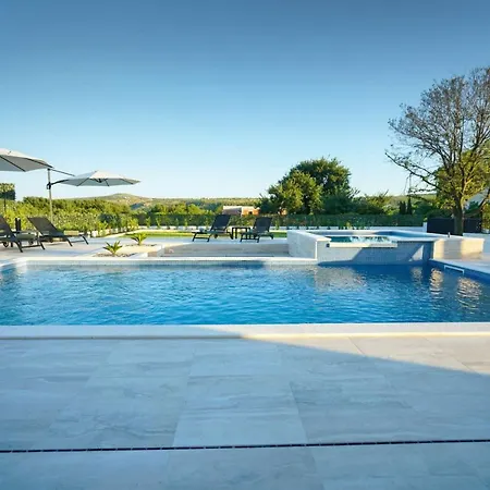 Villa Beautiful Manimm